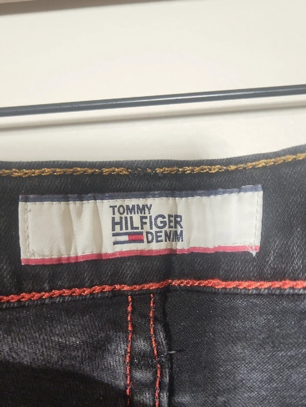 Tommy Hilfiger Men's Slim Straight Jeans in Black